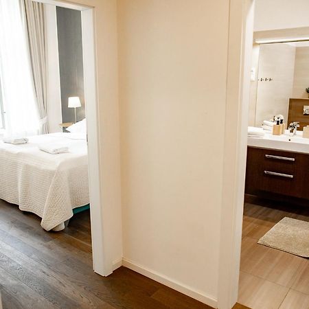 Luxury Modern Designed Oldtown Apartment براغ المظهر الخارجي الصورة