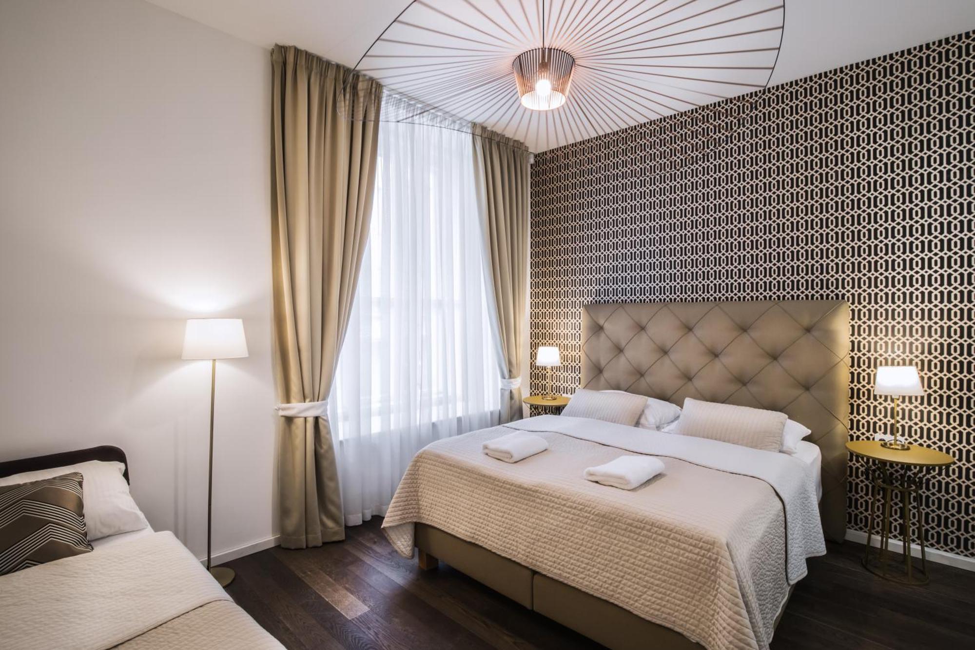 Luxury Modern Designed Oldtown Apartment براغ المظهر الخارجي الصورة