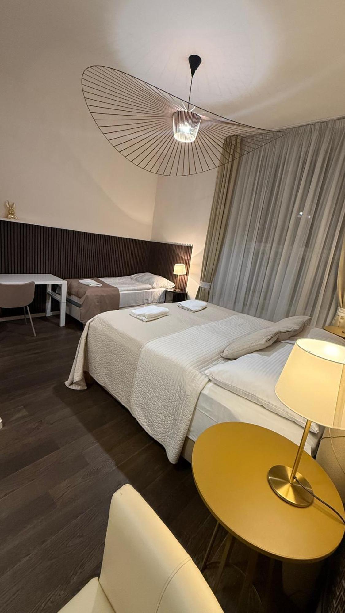 Luxury Modern Designed Oldtown Apartment براغ المظهر الخارجي الصورة