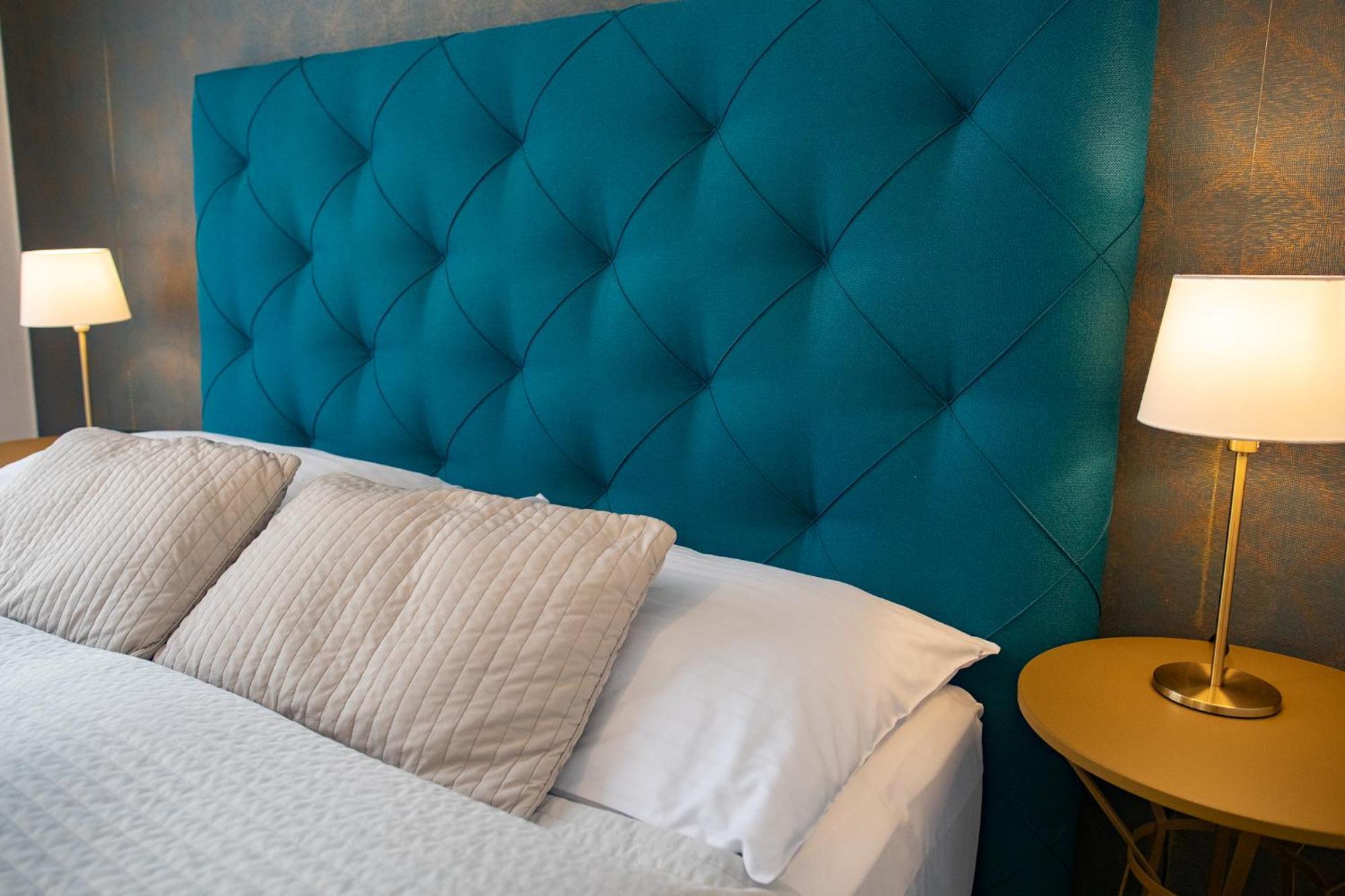 Luxury Modern Designed Oldtown Apartment براغ المظهر الخارجي الصورة