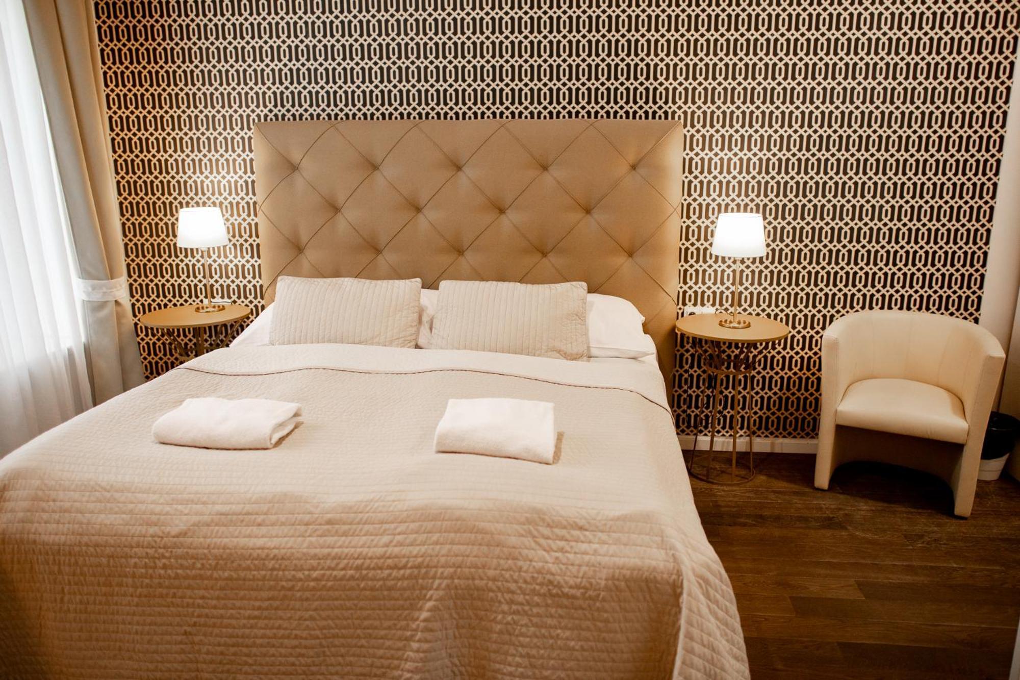 Luxury Modern Designed Oldtown Apartment براغ المظهر الخارجي الصورة