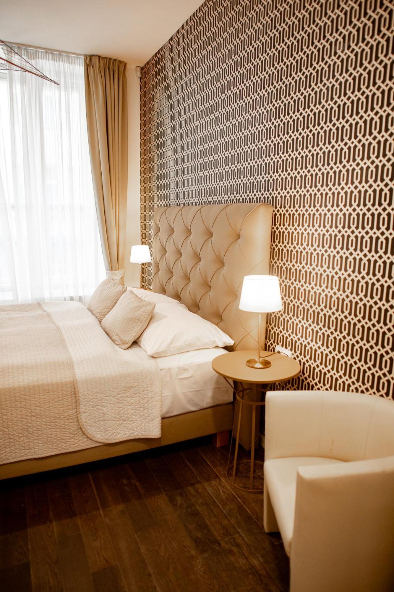 Luxury Modern Designed Oldtown Apartment براغ المظهر الخارجي الصورة