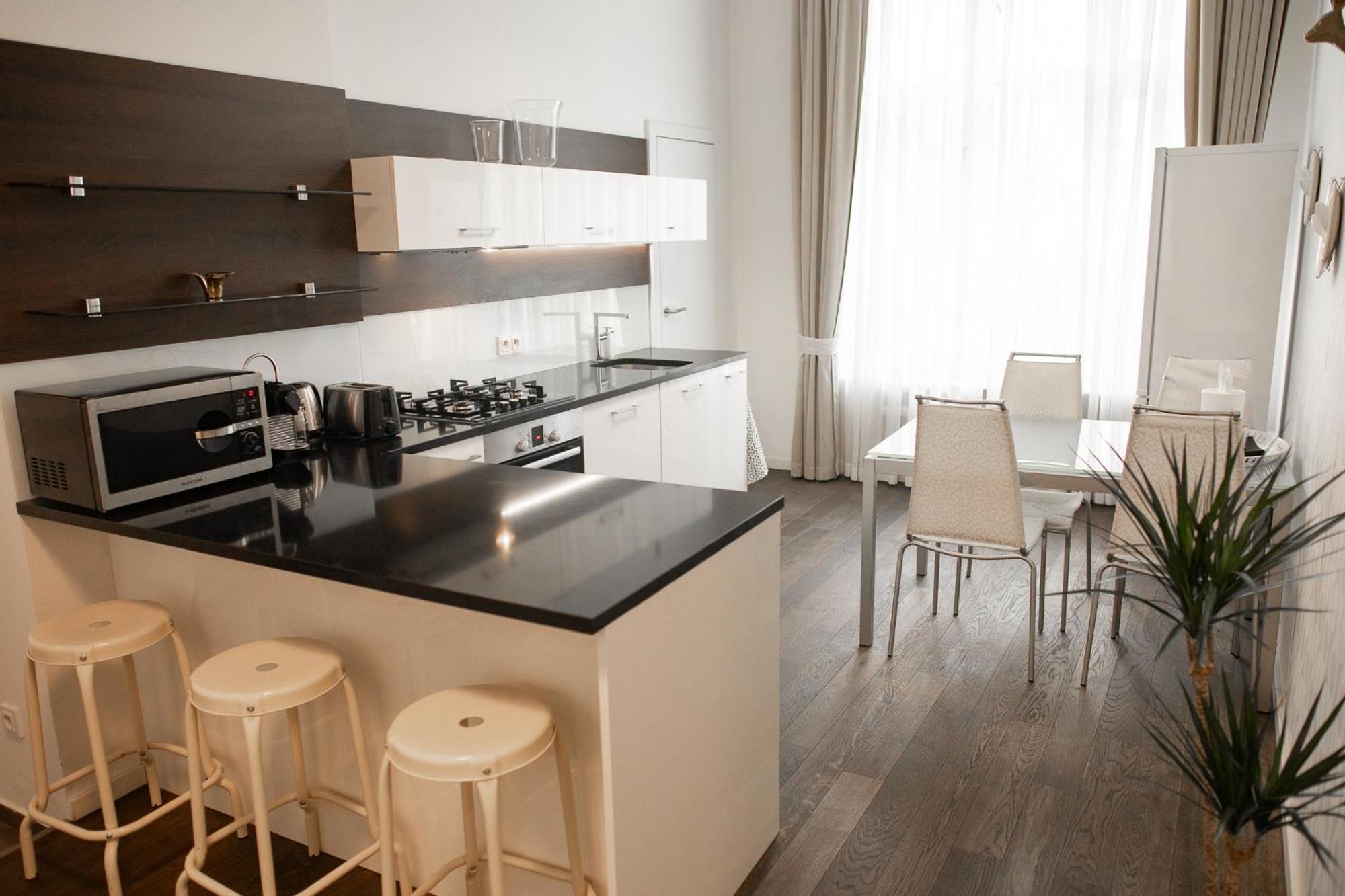 Luxury Modern Designed Oldtown Apartment براغ المظهر الخارجي الصورة