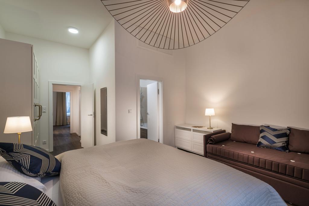 Luxury Modern Designed Oldtown Apartment براغ المظهر الخارجي الصورة