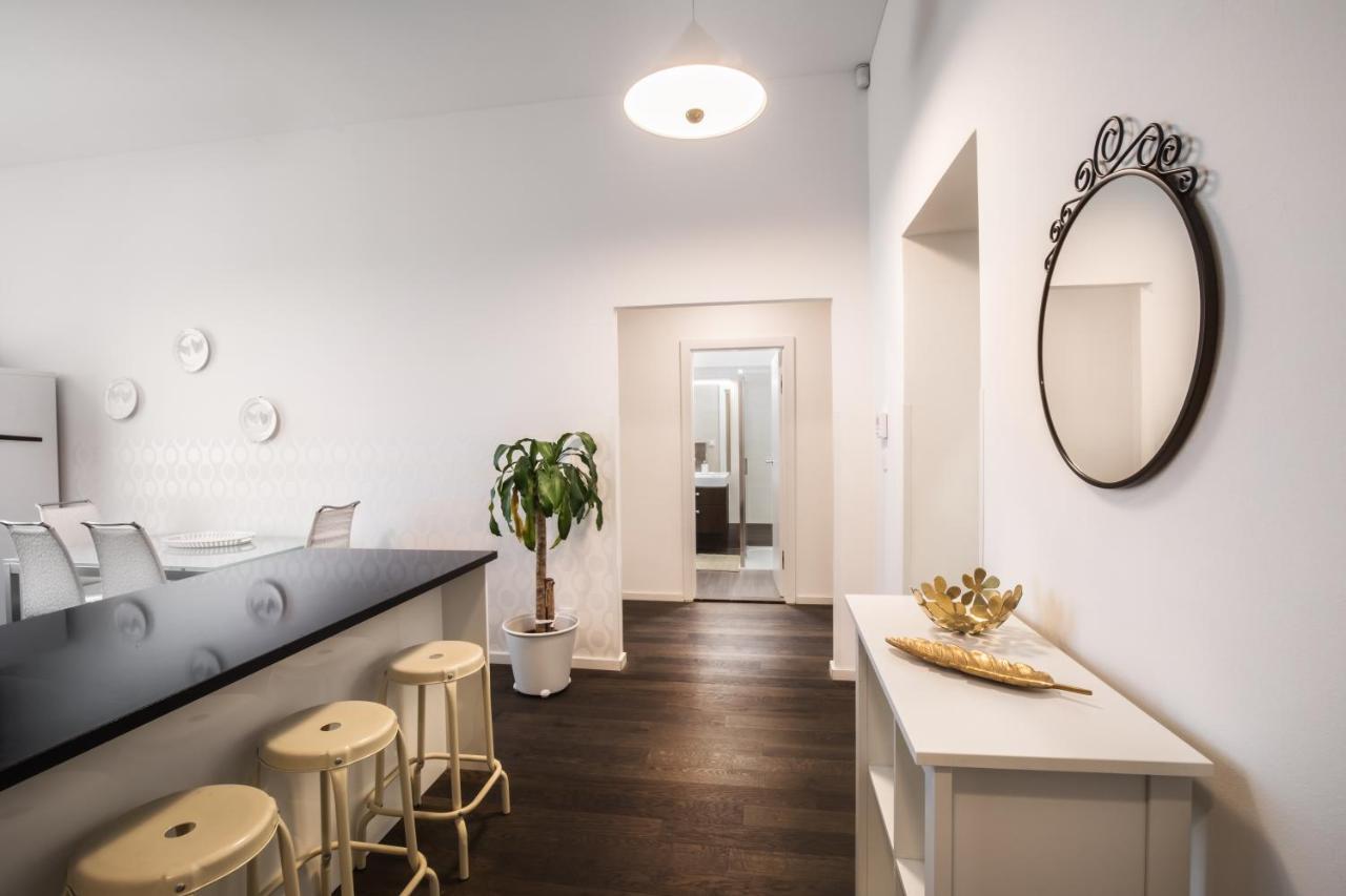 Luxury Modern Designed Oldtown Apartment براغ المظهر الخارجي الصورة